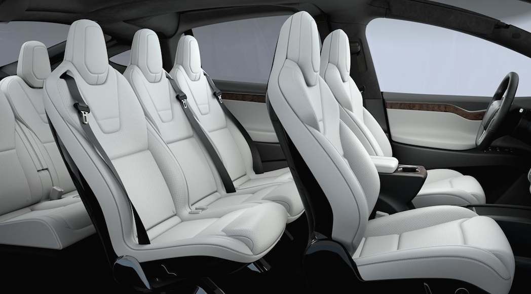 9-Tesla Model X 2016