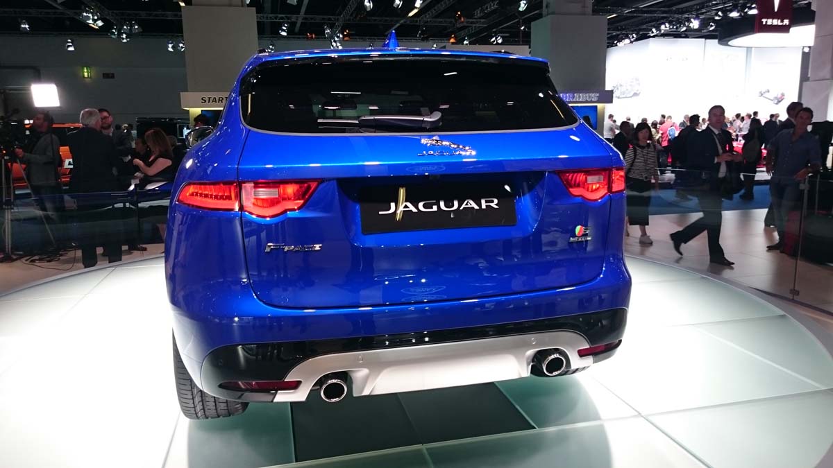 Jaguar F-Pace (7)