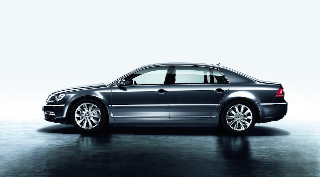 2-Volkswagen Phaeton 2011