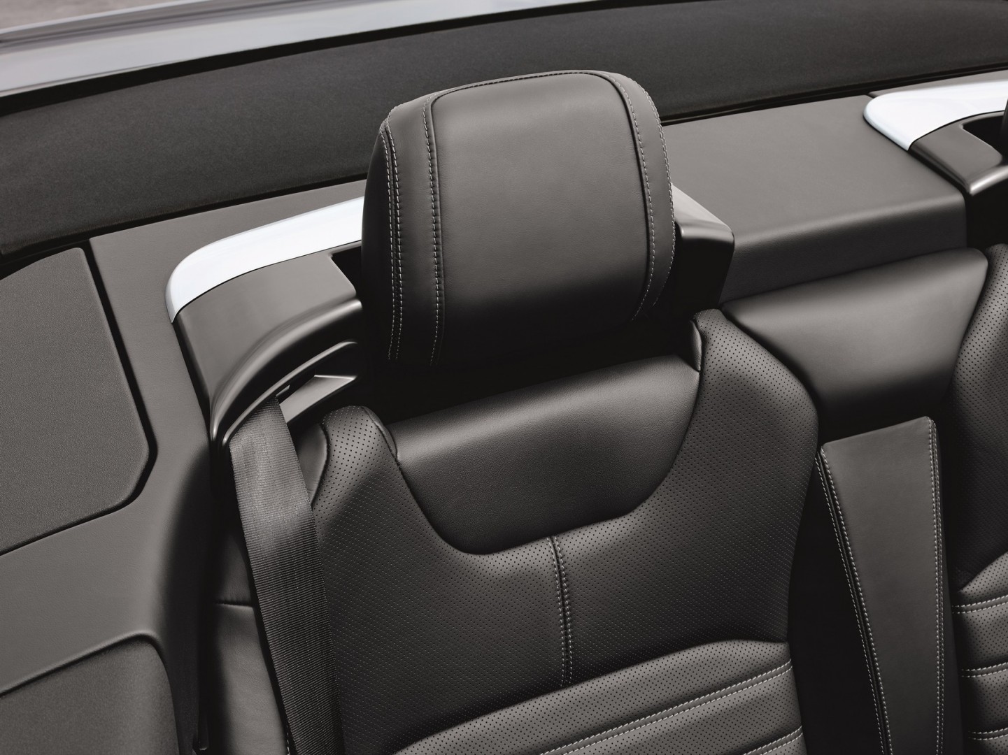 RR_Evoque_Convertible_int_cabin (3)