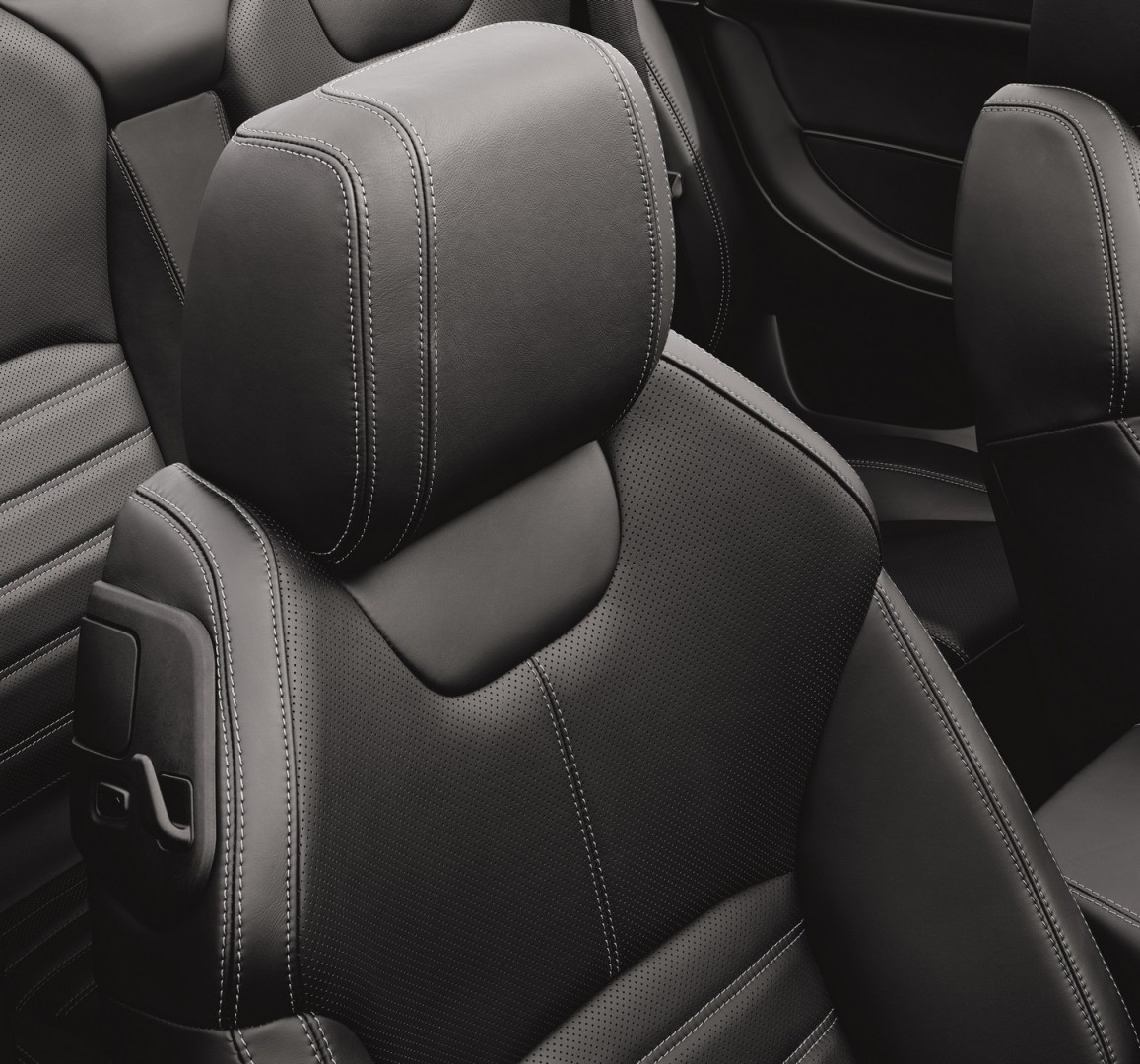 RR_Evoque_Convertible_int_cabin (4)