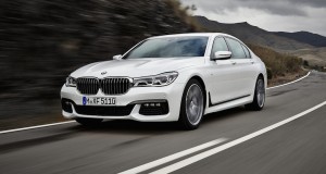 La BMW 760Li 2017 recevra son V12 de Rolls-Royce?