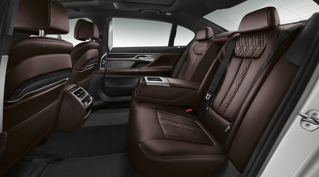 BMW Série 7 2016-10