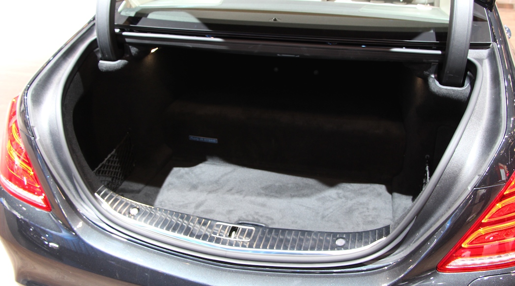 Mercedes-Benz S550e 2016-13