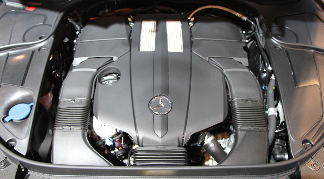 Mercedes-Benz S550e 2016-15