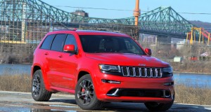 Essai routier Jeep Grand Cherokee SRT 2016, musclé et mordant