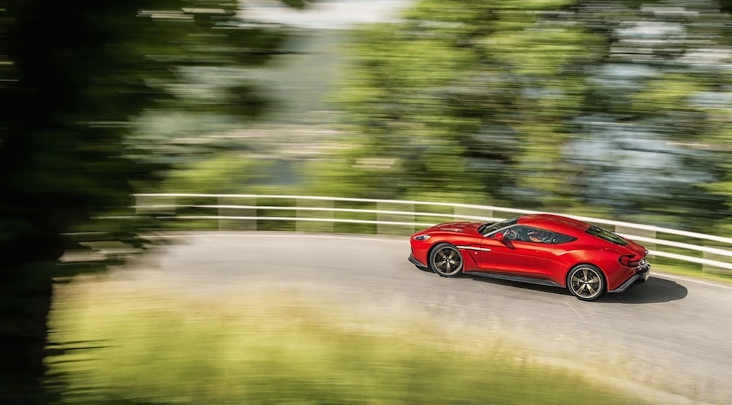Aston Martin Vanquish Zagato Concept 2016-9