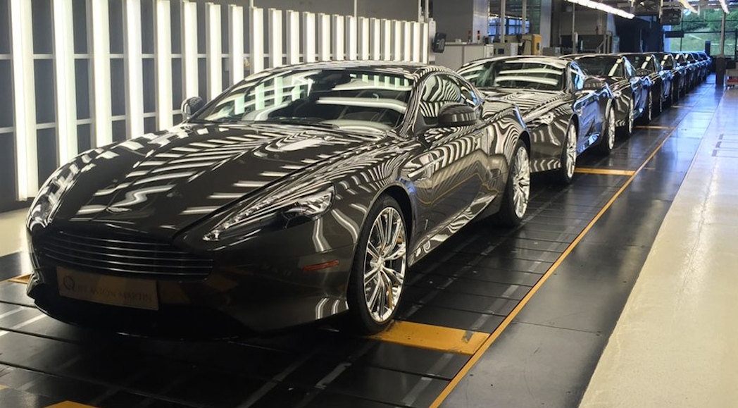 1-aston-martin-db9-0