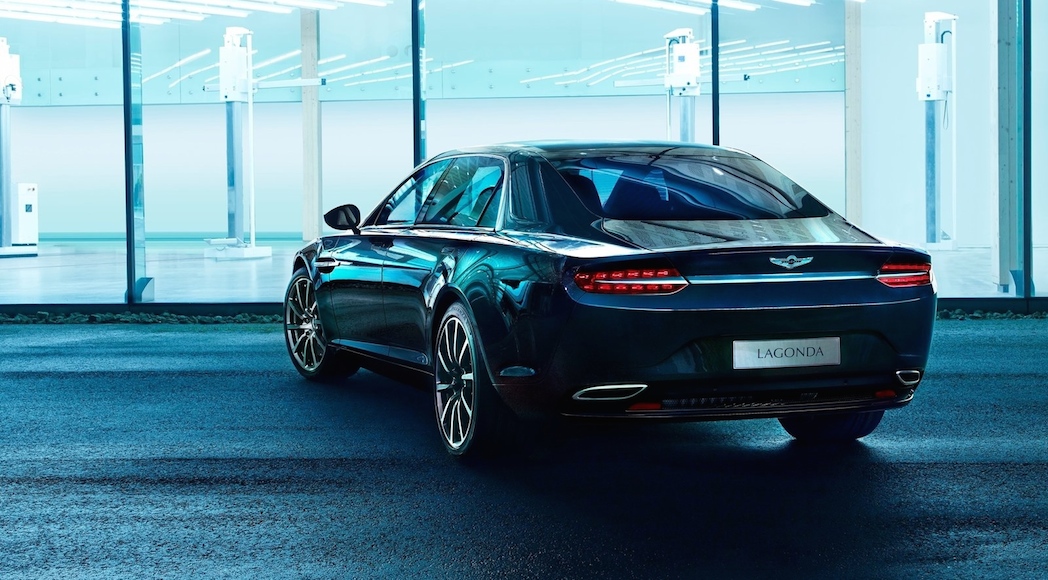 14Aston_Martin-Lagonda-2016-1600-15