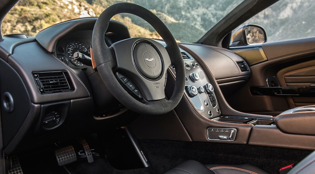 8-Aston_Martin-DB9_GT-2016-1600-2c