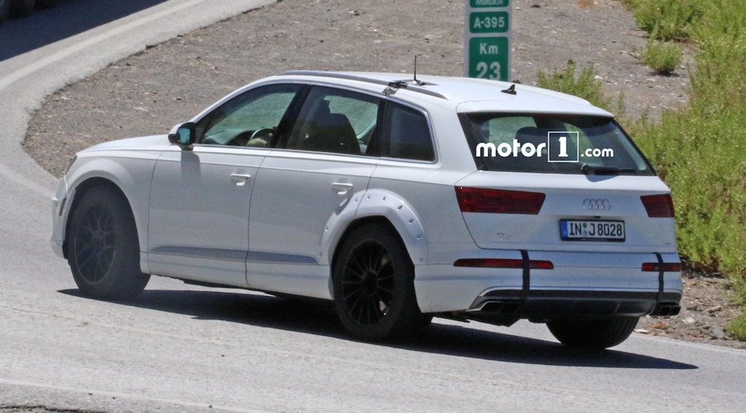 9-Audi Q8 Test Mule 2018