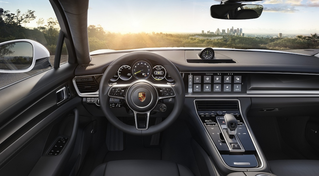 porsche-panamera-e-hybris-2018-18