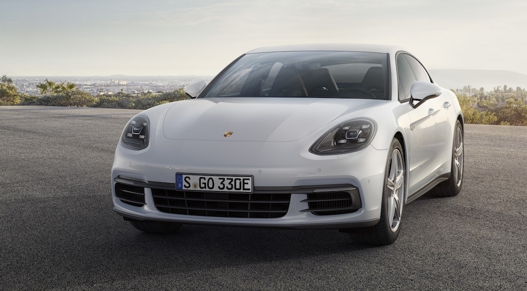porsche-panamera-e-hybris-2018-2