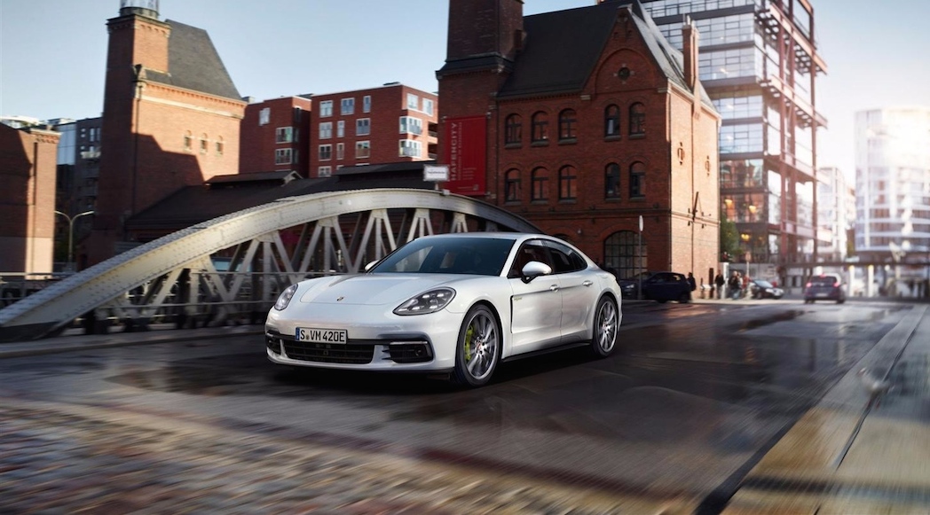 porsche-panamera-e-hybris-2018-3