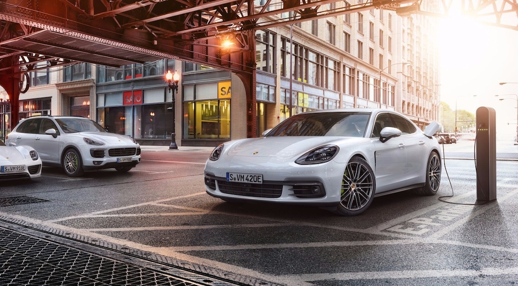 porsche-panamera-e-hybris-2018-6