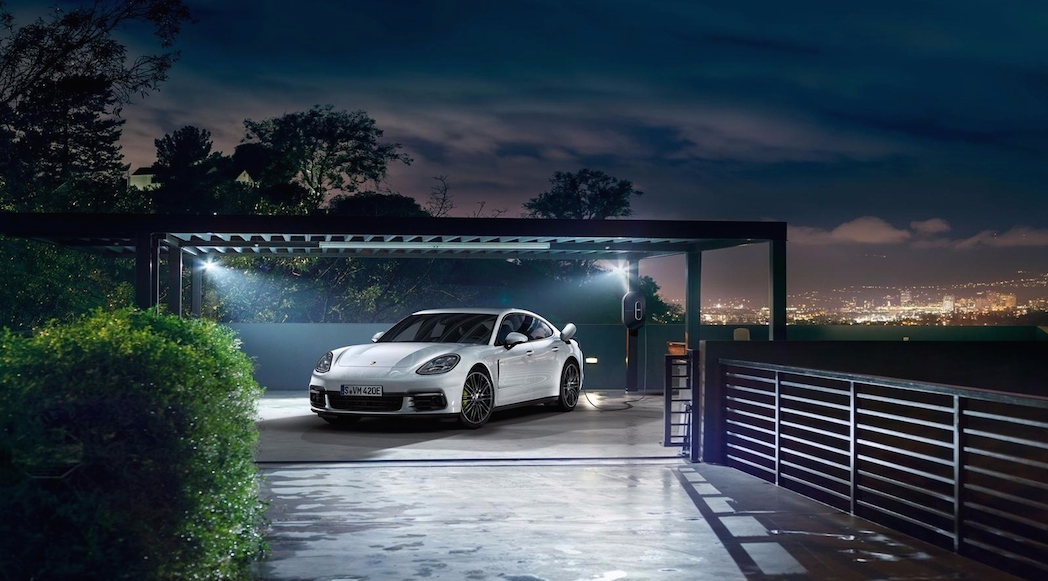 porsche-panamera-e-hybris-2018-9
