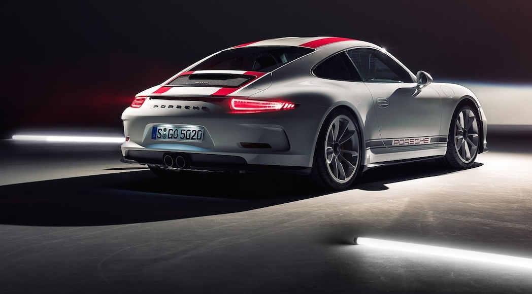 4-porsche-911_r-2017-1600-1e