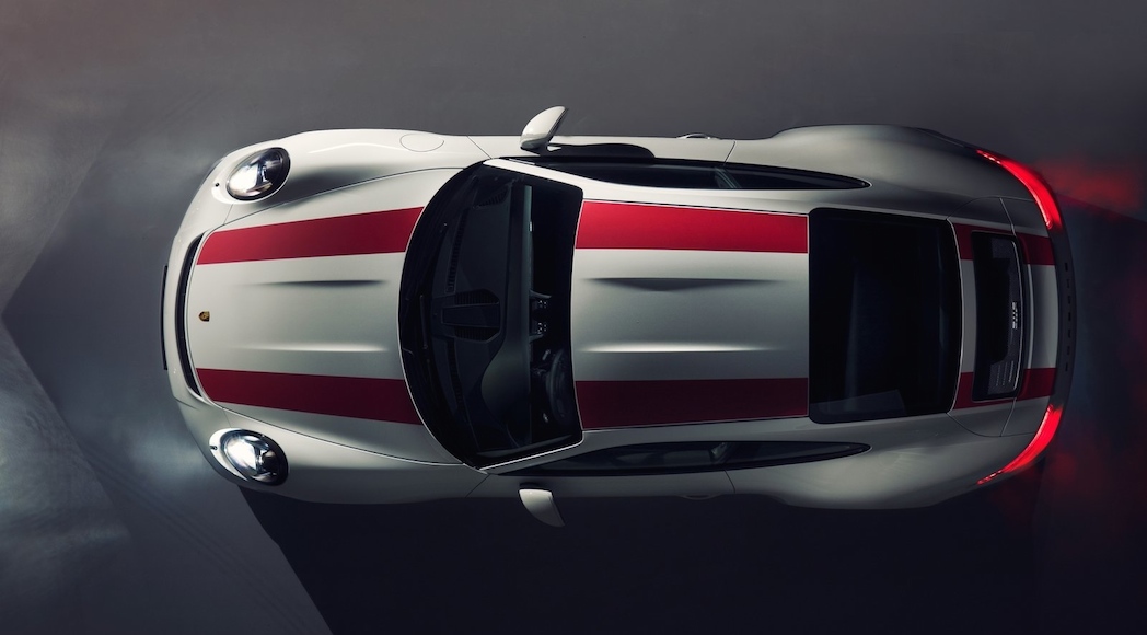 6-porsche-911_r-2017-1600-2f