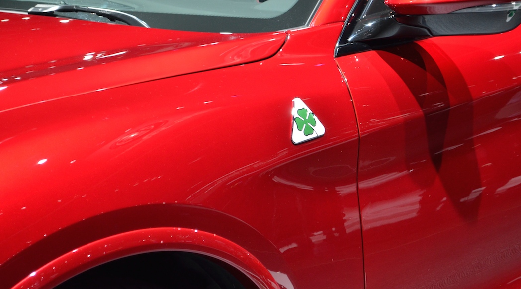 alfa-romeo-stelvio-2018-10