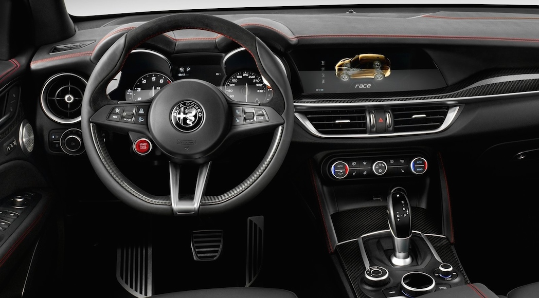 alfa-romeo-stelvio-2018-18