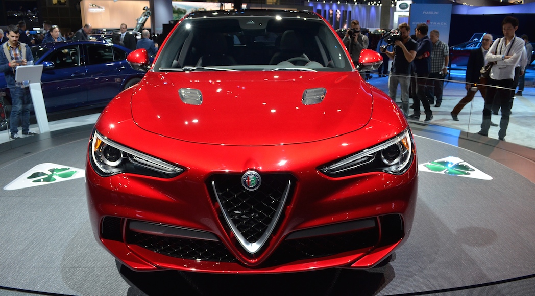 alfa-romeo-stelvio-2018-4
