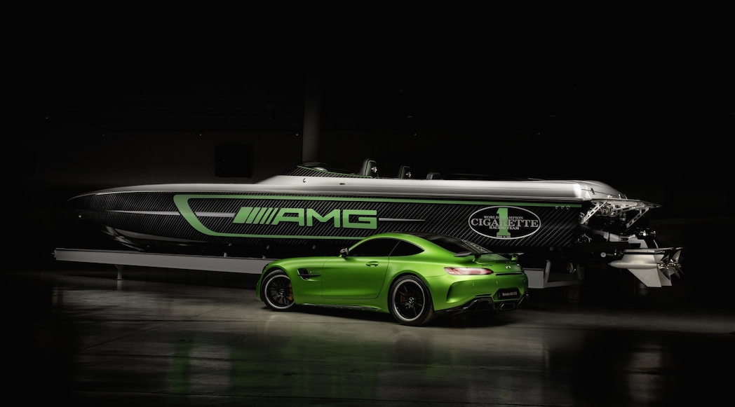 Miami International Boat Show: Zehn Jahre Kooperation Mercedes-AMG und Cigarette Racing: Premiere für das Rennboot „2017 50’ Marauder AMG“ -  inspiriert vom Mercedes-AMG GT R