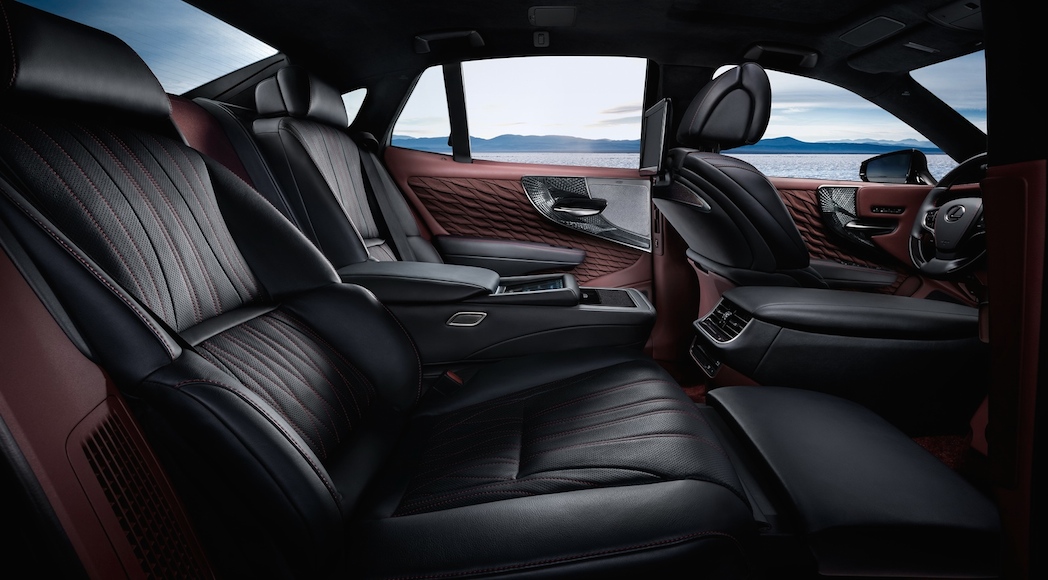 Lexus LS500h 2018-12