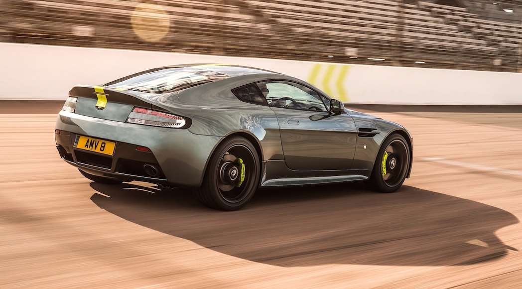 8-Aston_Martin-Vantage_AMR-2018-1600-0a