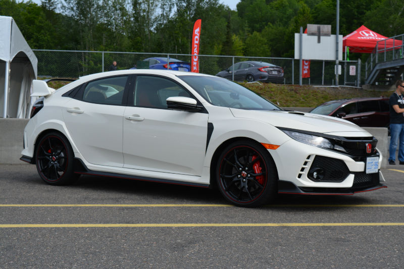 2017 Honda Civic Type R77