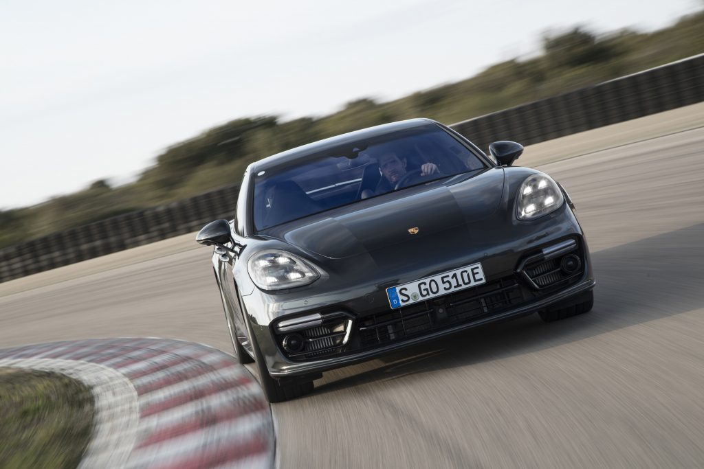 Porsche-Panamera-Turbo-S-E-Hybrid-2018-8-1024x683