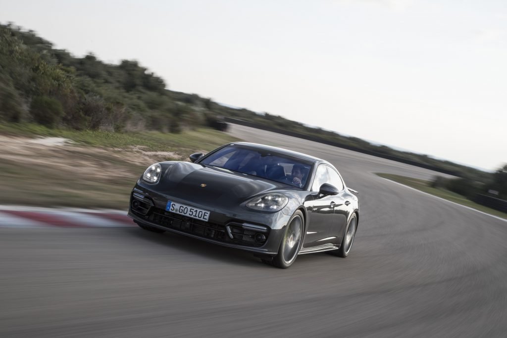 Porsche-Panamera-Turbo-S-E-Hybrid-2018-9-1024x683