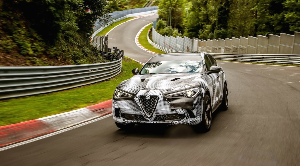 Alfa Romeo Stelvio Quadrifoglio 2018-3