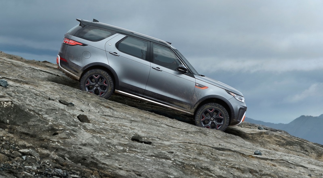 Land Rover Discovery SVX 2018-5