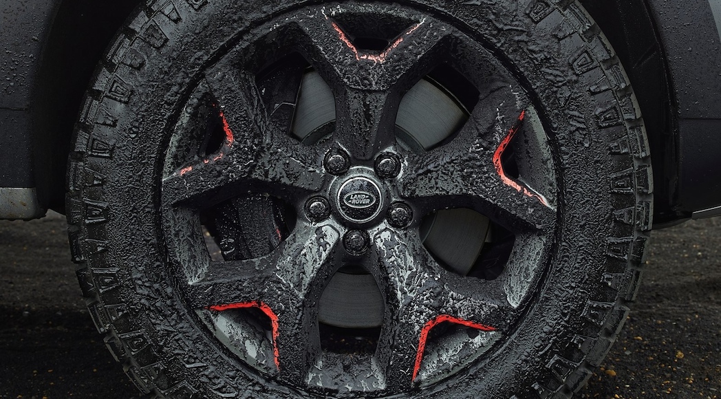 Land Rover Discovery SVX 2018-7