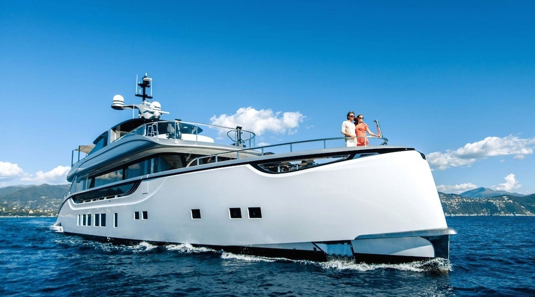 Porsche Design Dynamiq GTT 115 Hybrid Superyacht-a