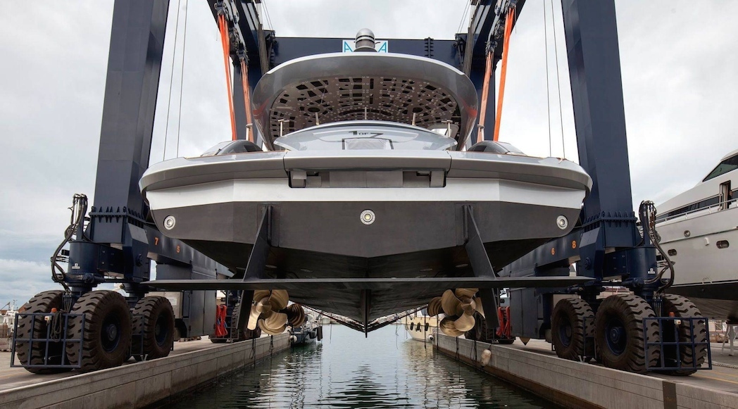 Porsche Design Dynamiq GTT 115 Hybrid Superyacht-i