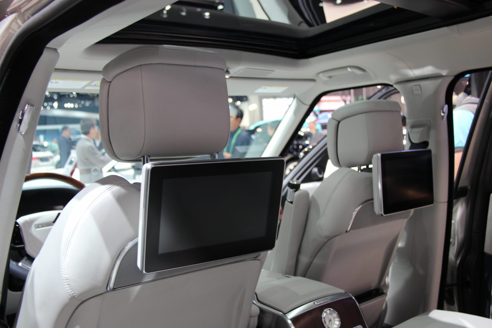 2018 Range Rover SV (8)