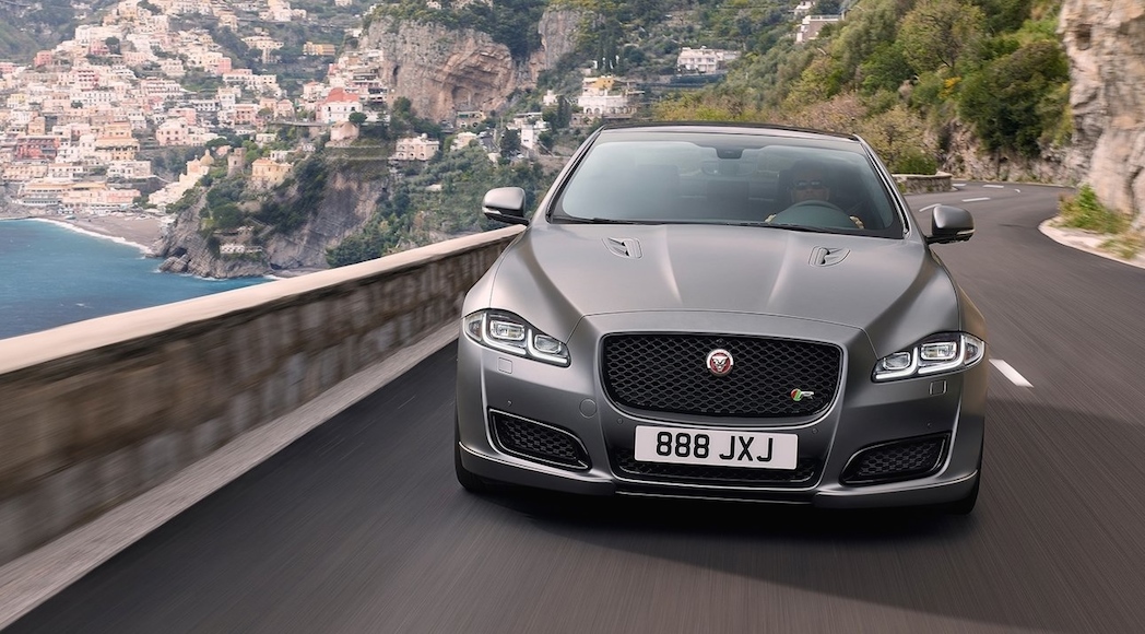 Jaguar XJR575 2018-6