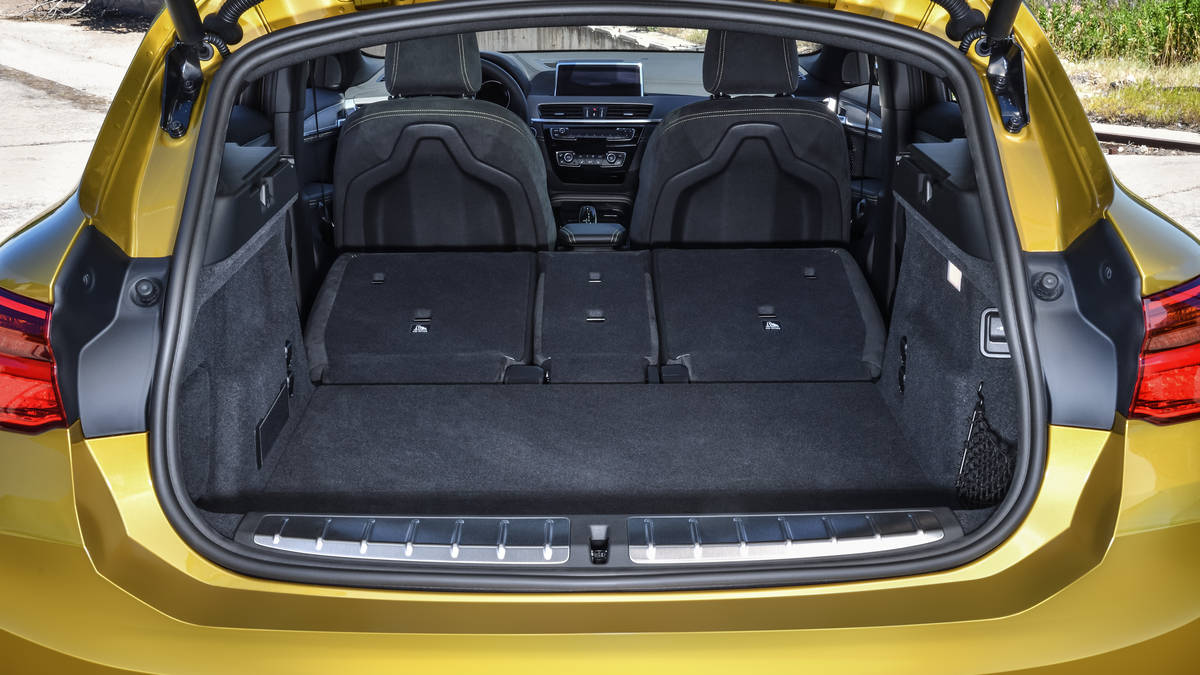 p90278955_highres_the-brand-new-bmw-x2