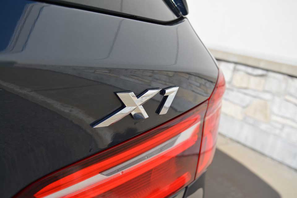2018-BMW-X1-06