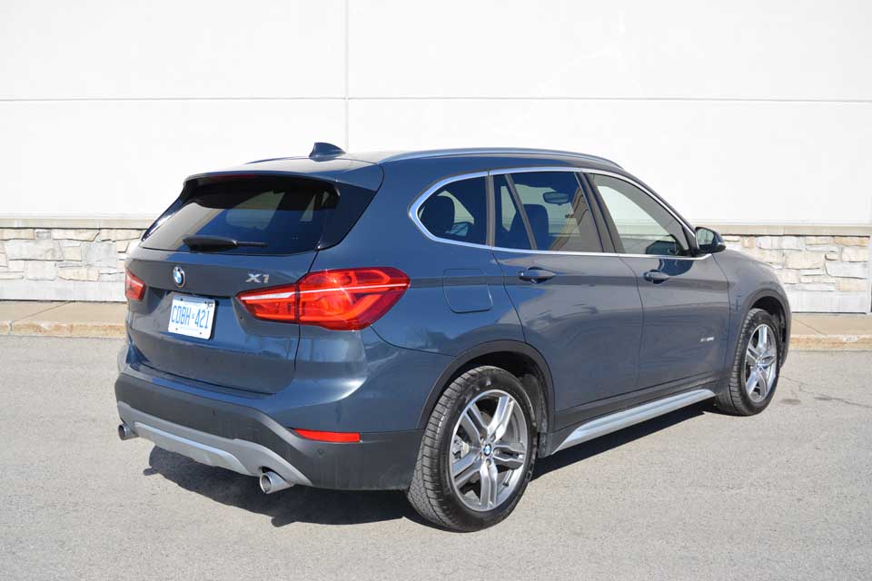 2018-BMW-X1-12