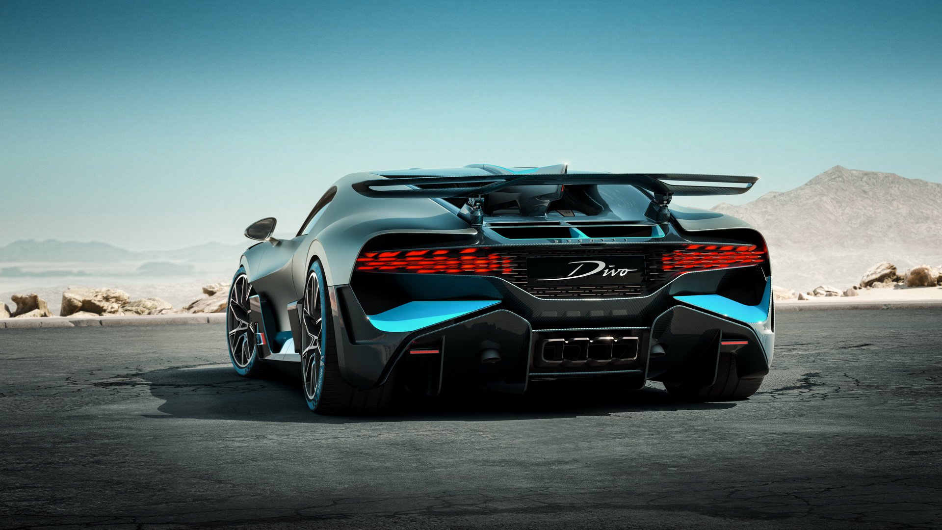 cc225442-bugatti-divo-4