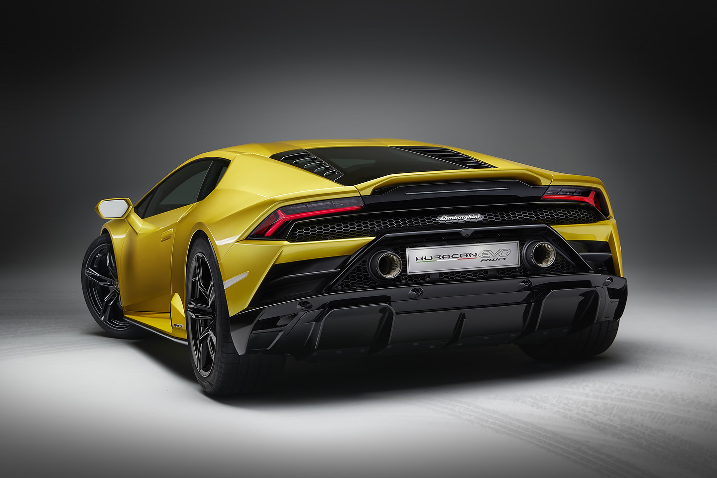 Lamborghini Huracan EVO Rear-Wheel Drive