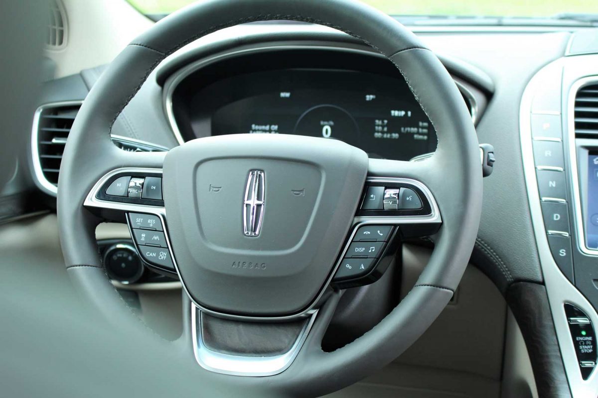 Lincoln Nautilus 2020